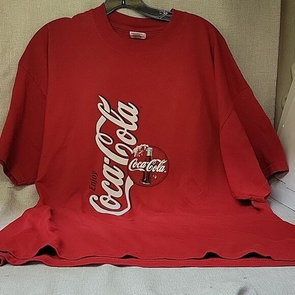 COPY - Coca Cola Bundle..shirt, Plastic Glass, Candy Tin, Opener. - Picture 8 of 10